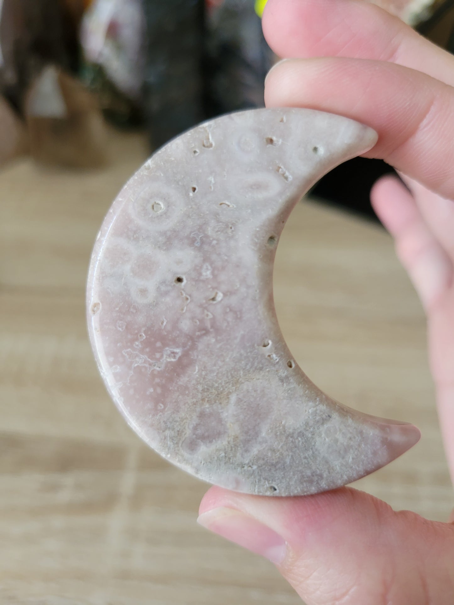 Sparkly Pink Amethyst Moon Carving 15FF