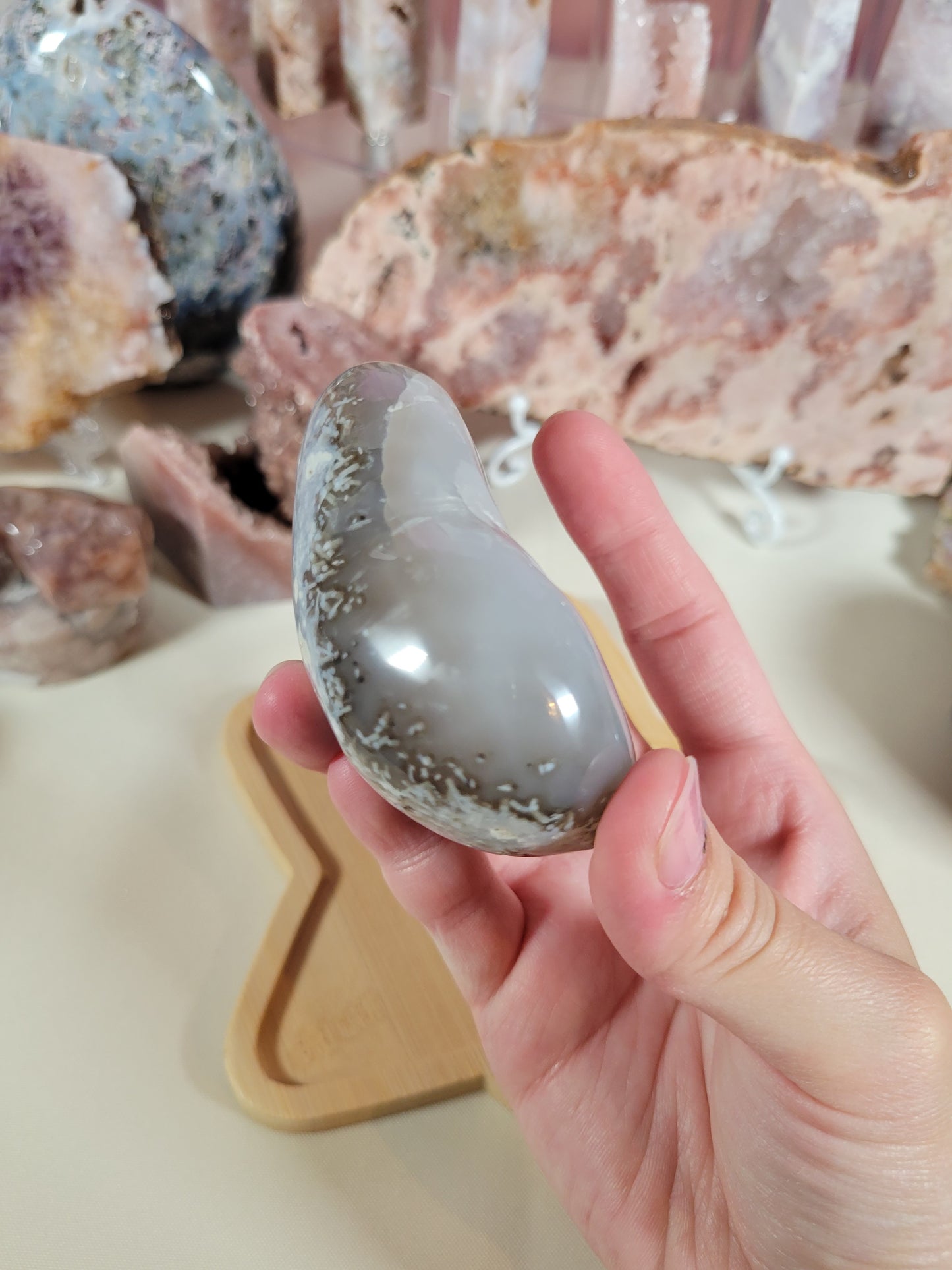 Sparkly Druzy Blue Grey Agate Heart Carving 27DH