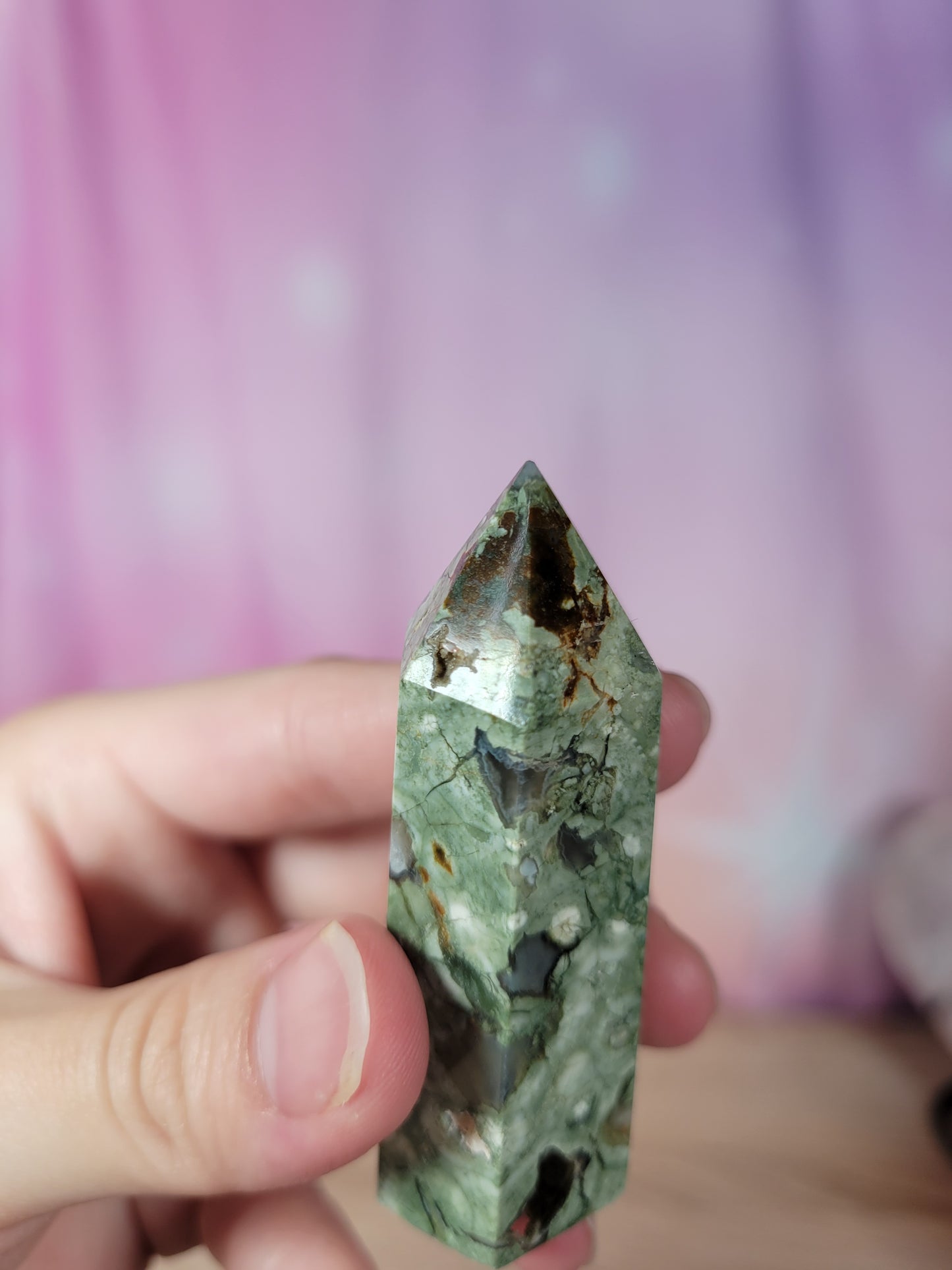 Light Green Mossy Rainforest Jasper Point 16RF