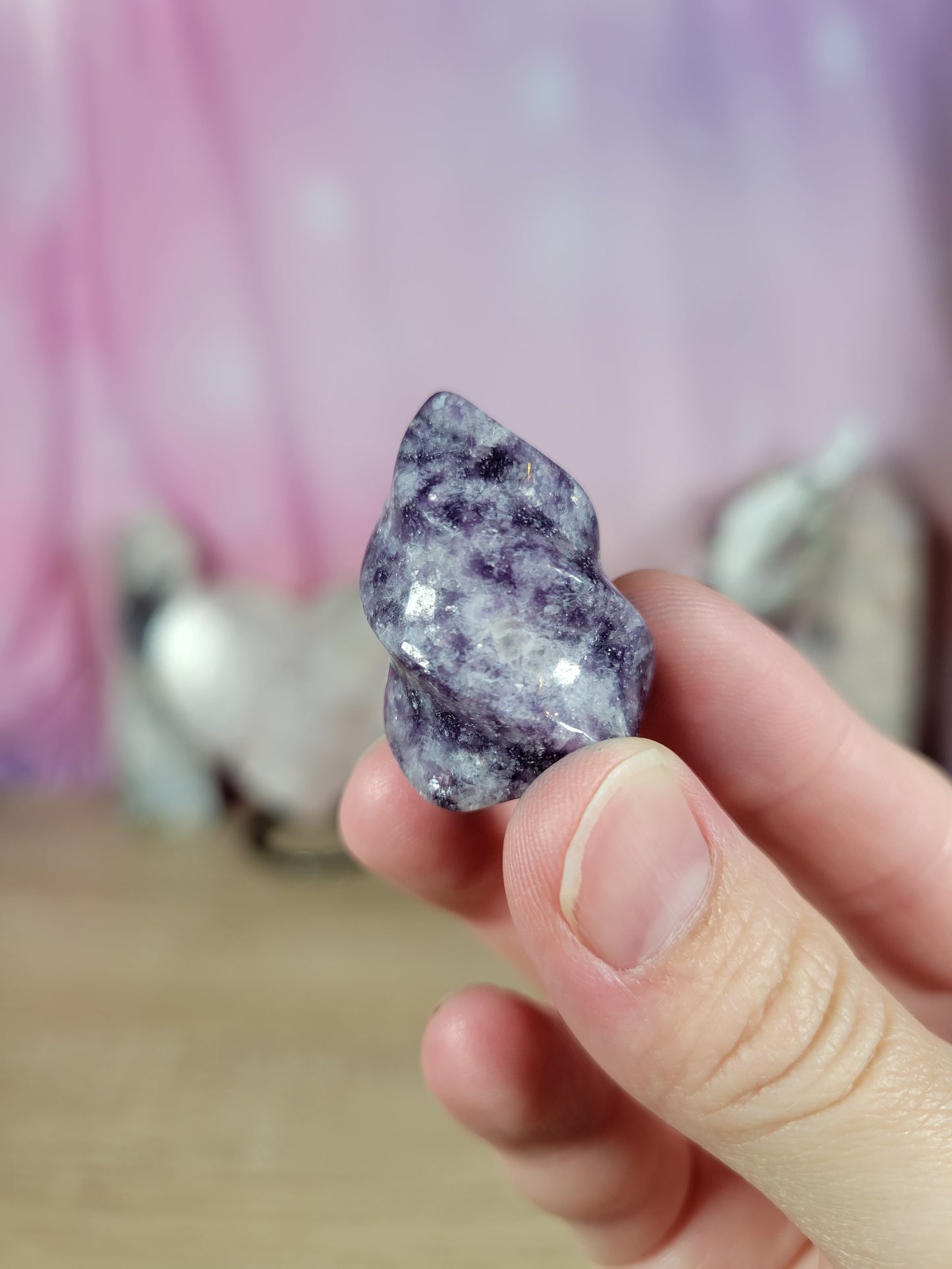 Mini Lepidolite Flame Carving 10FN