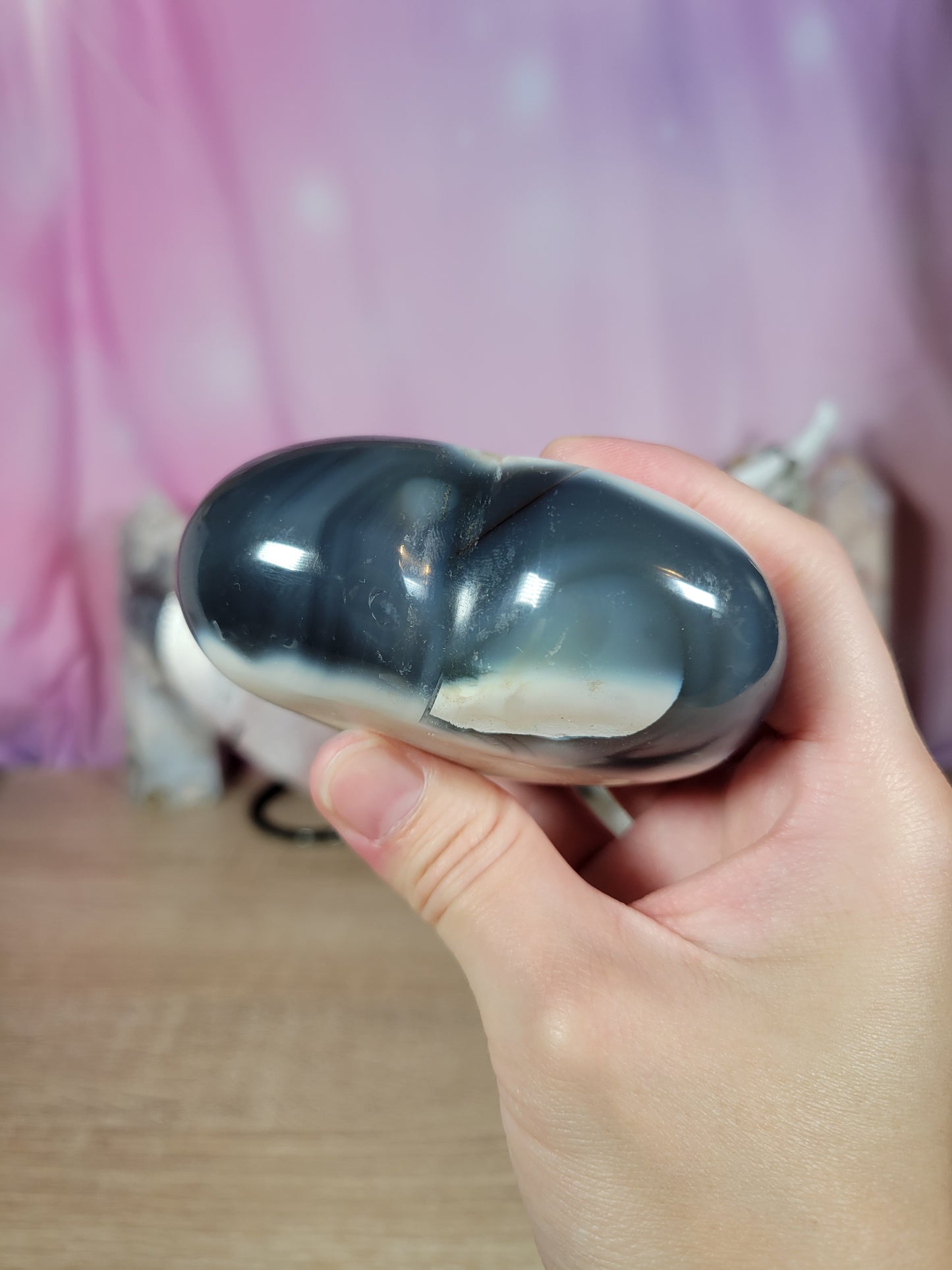 Orca Agate Heart Carving 40OH