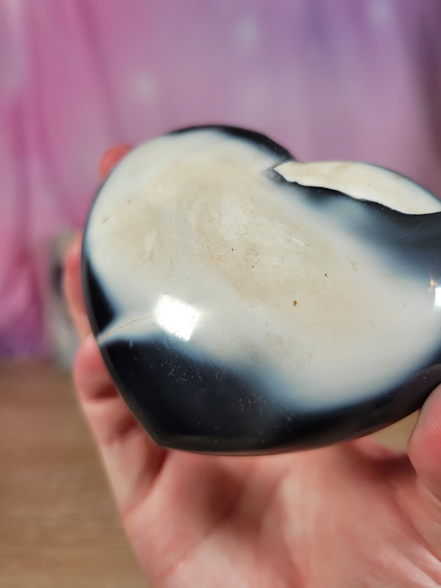 Orca Agate Heart Carving 40OH