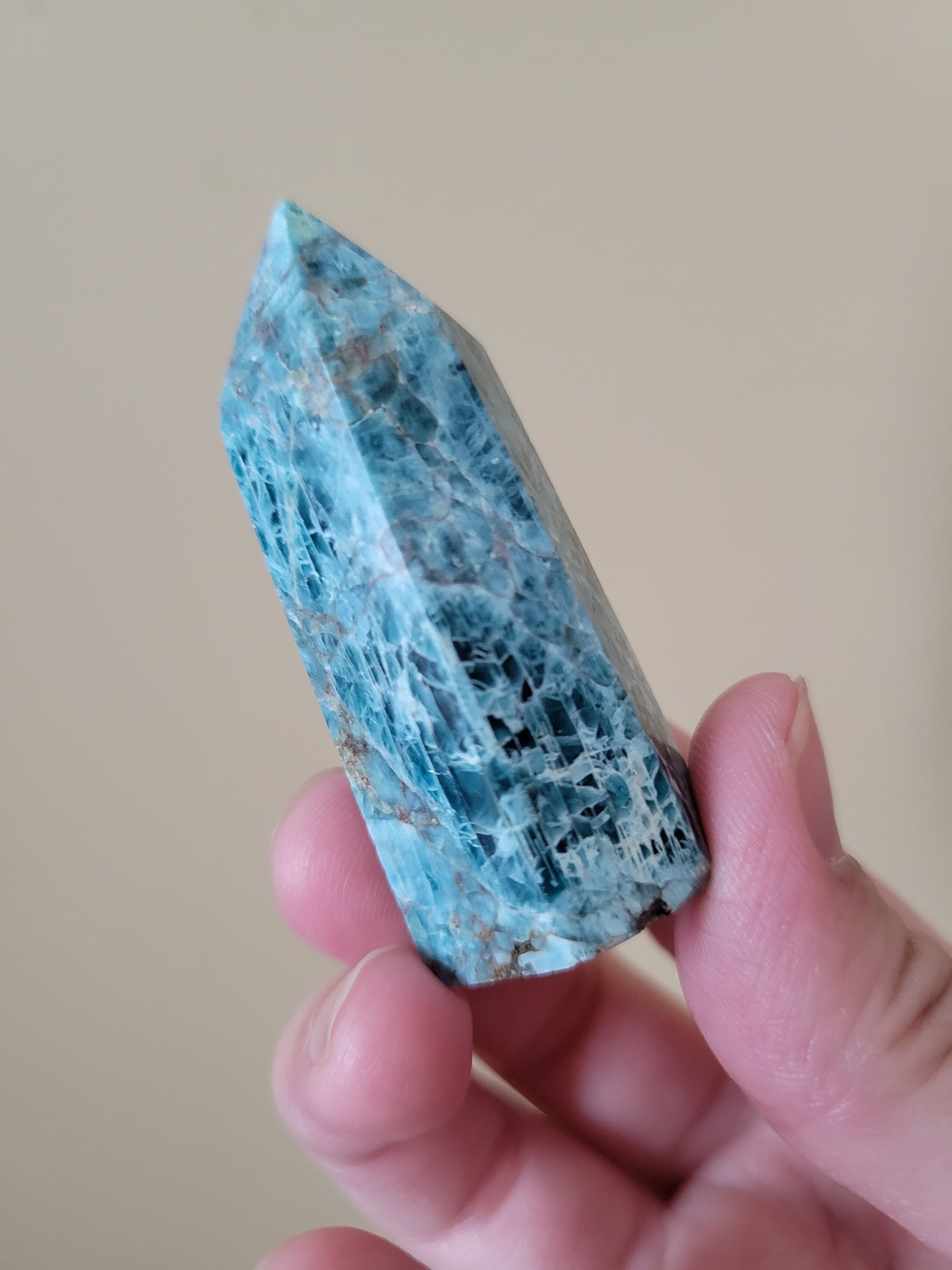 Small Flashy Blue Apatite Point 10AP