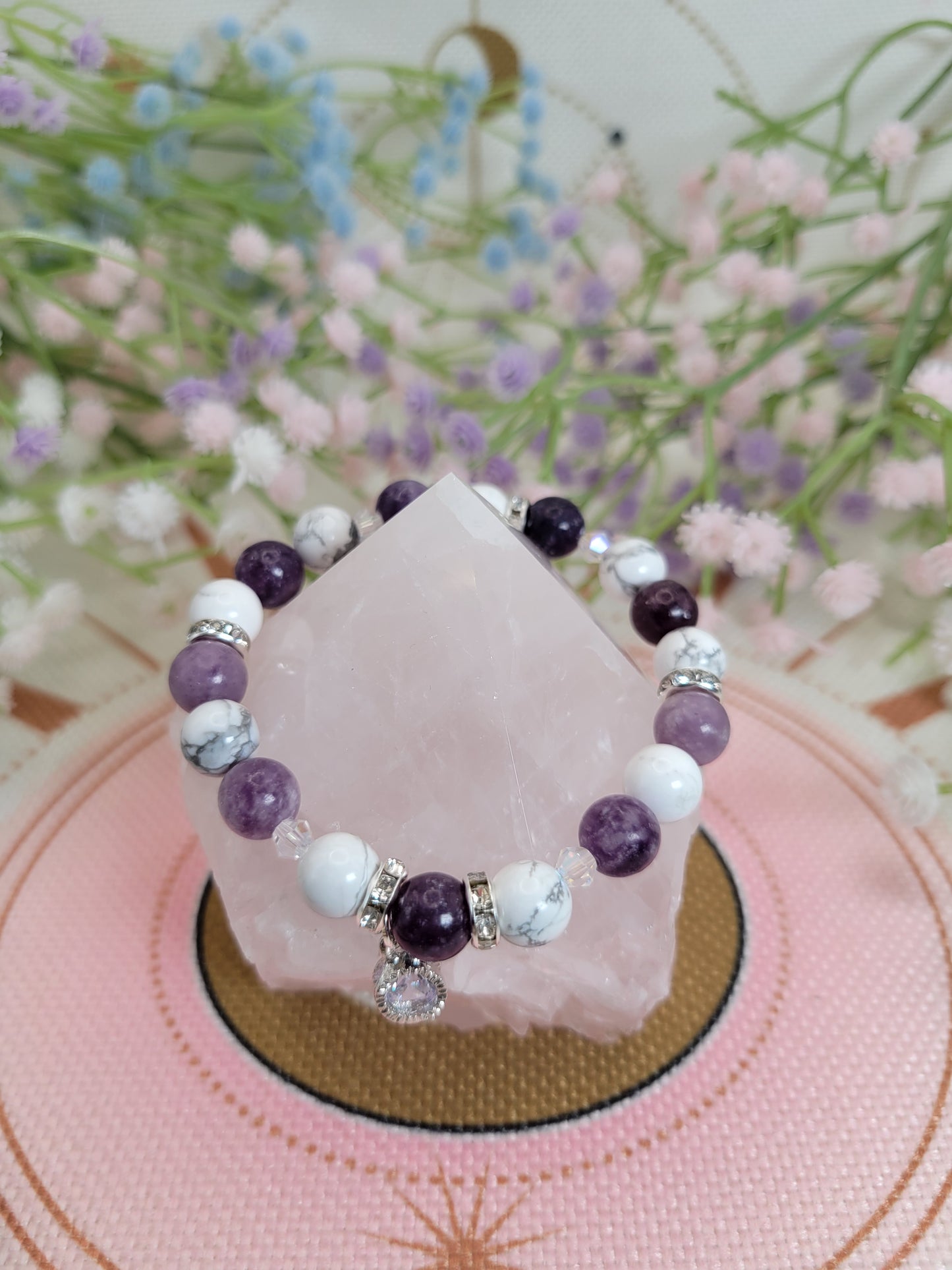 SV9 Howlite and Lepidolite Bracelet