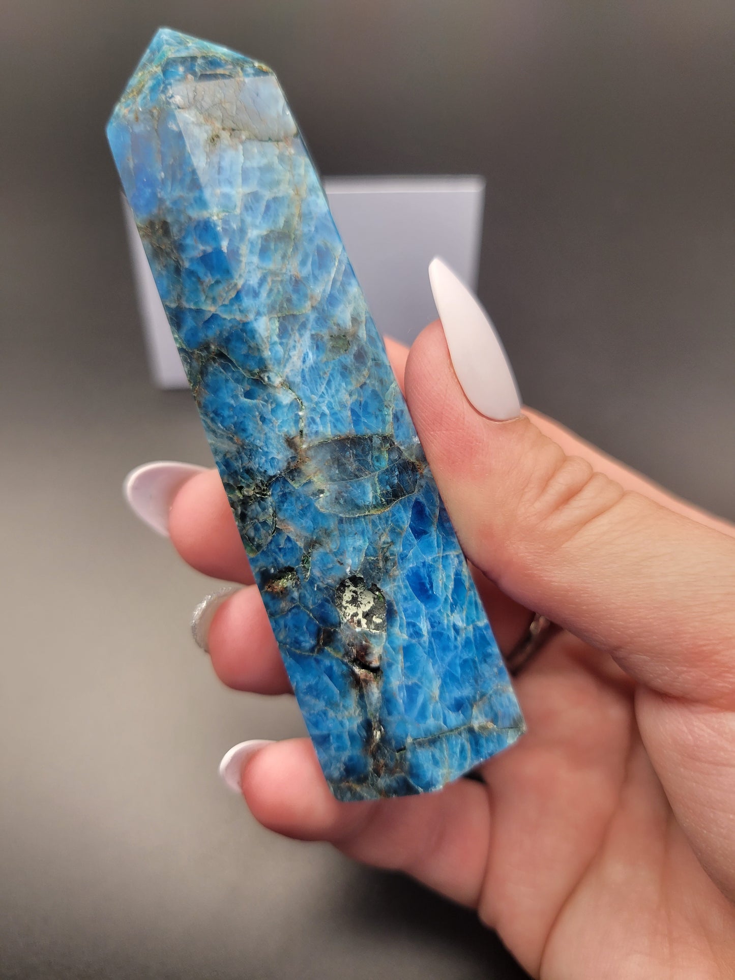 Blue Apatite Point 15BL