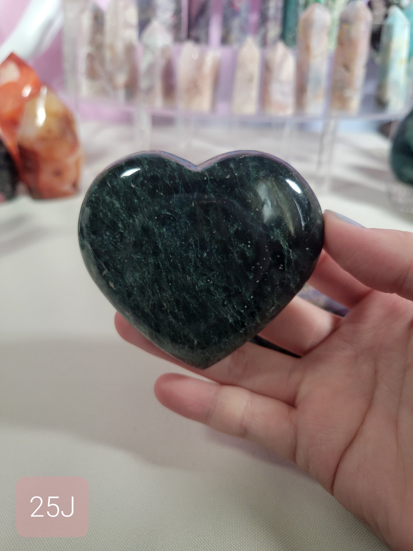 Nephrite Jade Heart 25J