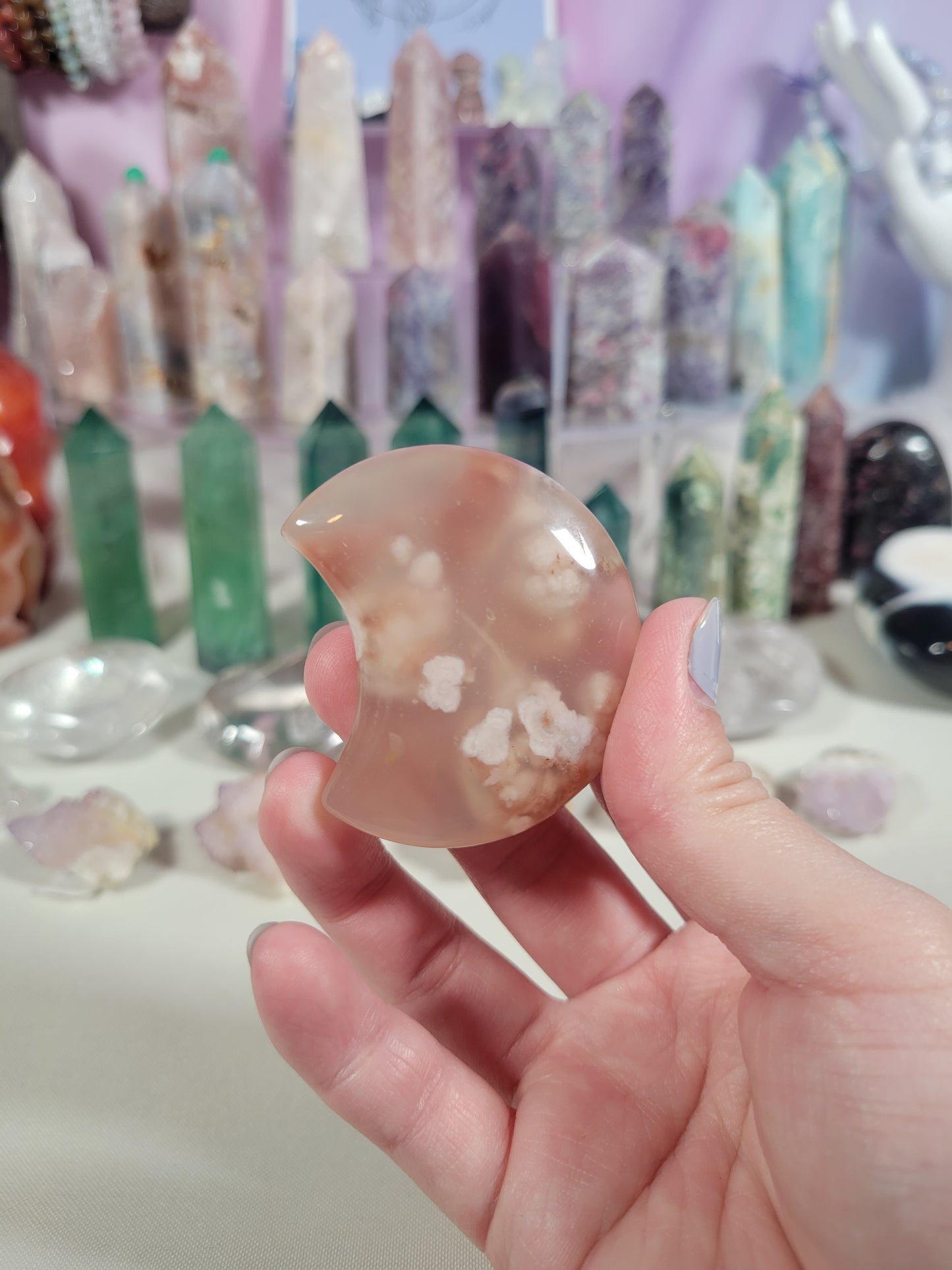 Flower Agate Moon Carving 12G