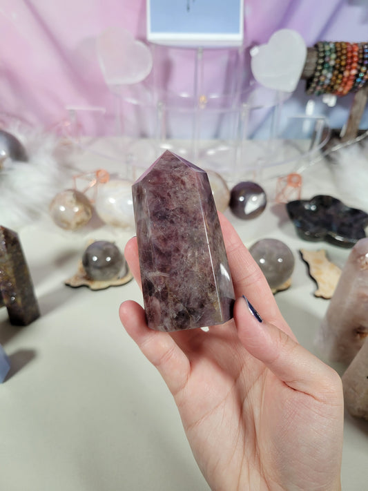 Chunky Lavender Rose Quartz Point 60L