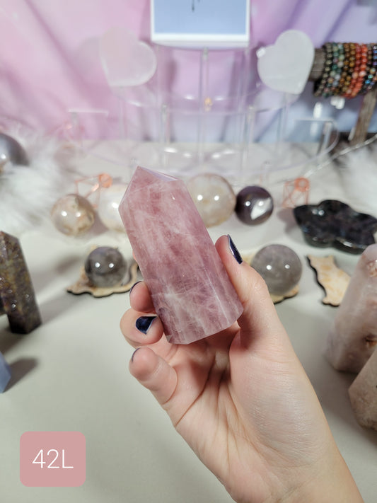 Lavender Rose Quartz Point 42L