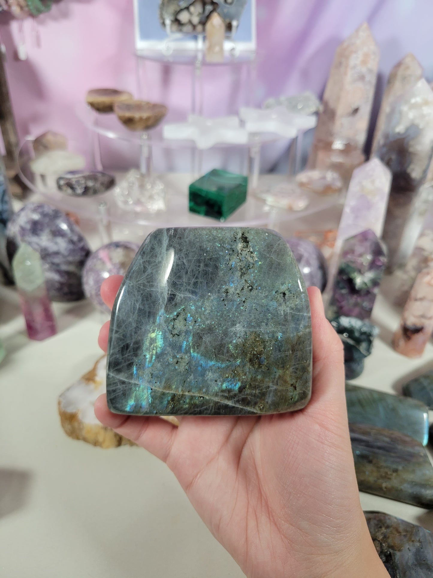 Standing Stormy Flash Labradorite Freeform 45L