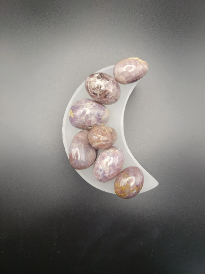 Lavender Rose Quartz Tumble Crystal